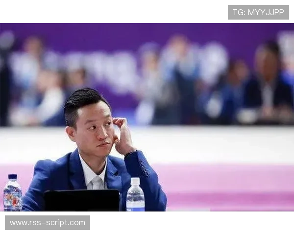 杨威家里一片安静，赛场上却成了小霸王，这反差让人笑出声